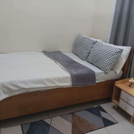 Breeze Residences - 1Br Unit With Balcony -Top Floor مانيلا المظهر الخارجي الصورة