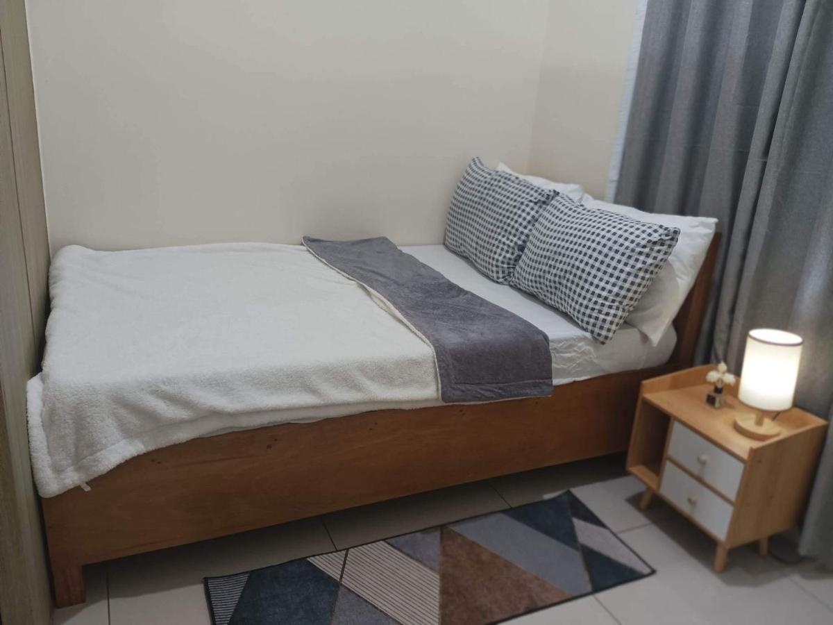 Breeze Residences - 1Br Unit With Balcony -Top Floor مانيلا المظهر الخارجي الصورة