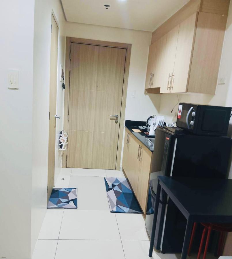 Breeze Residences - 1Br Unit With Balcony -Top Floor مانيلا المظهر الخارجي الصورة