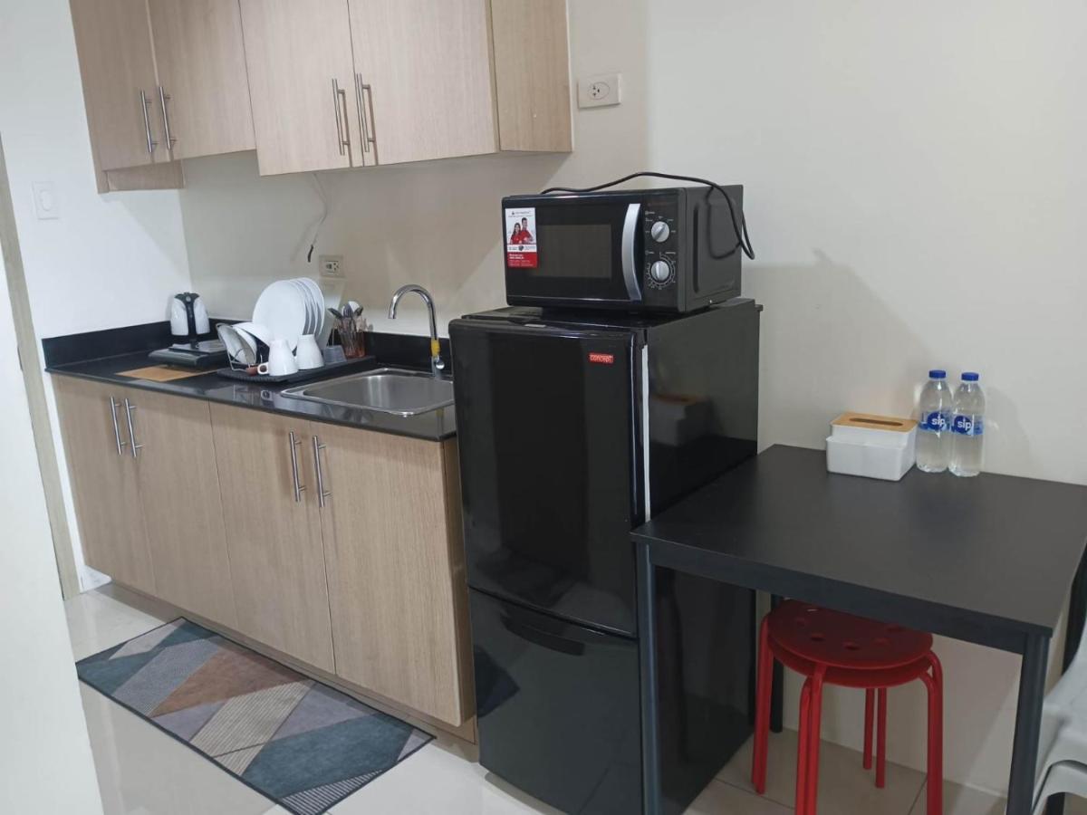 Breeze Residences - 1Br Unit With Balcony -Top Floor مانيلا المظهر الخارجي الصورة