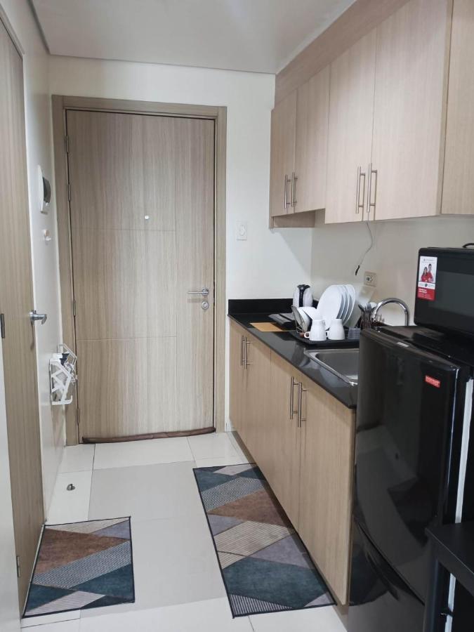 Breeze Residences - 1Br Unit With Balcony -Top Floor مانيلا المظهر الخارجي الصورة